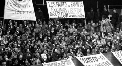 Más de 12.000 personas reclamaron en un encuentro en diciembre de 1979 en Madrid financiación para la escuela privada.