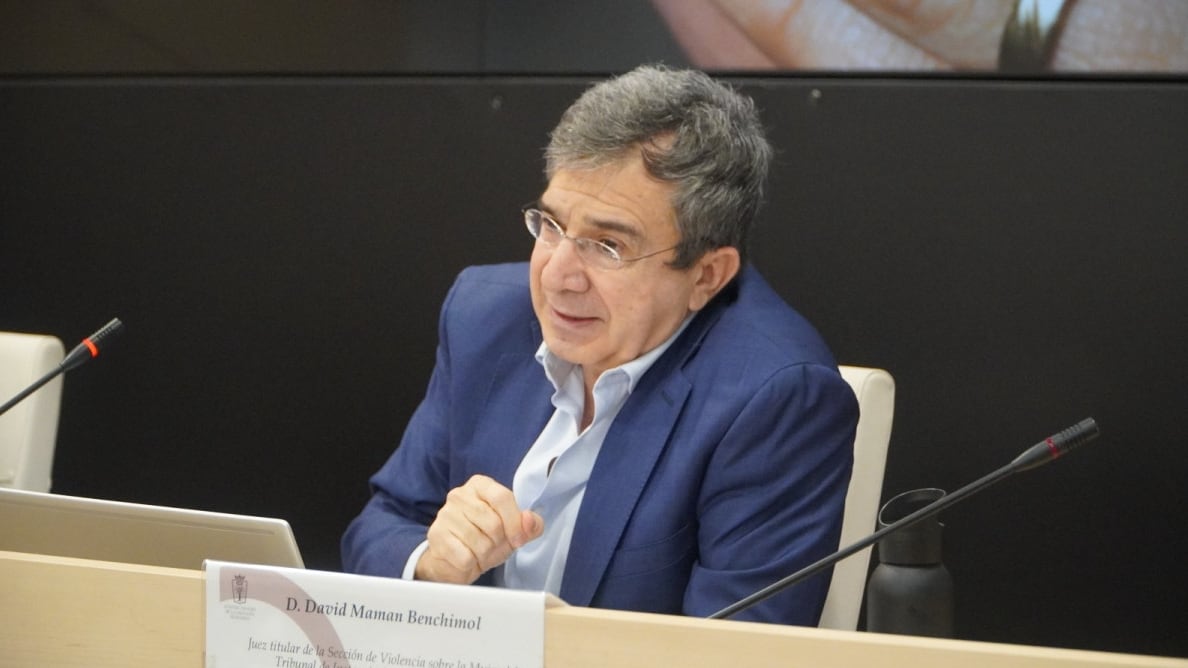 El juez del caso de violación contra el exjefe de la Policía critica las “ventajas” que las mujeres tienen para denunciar