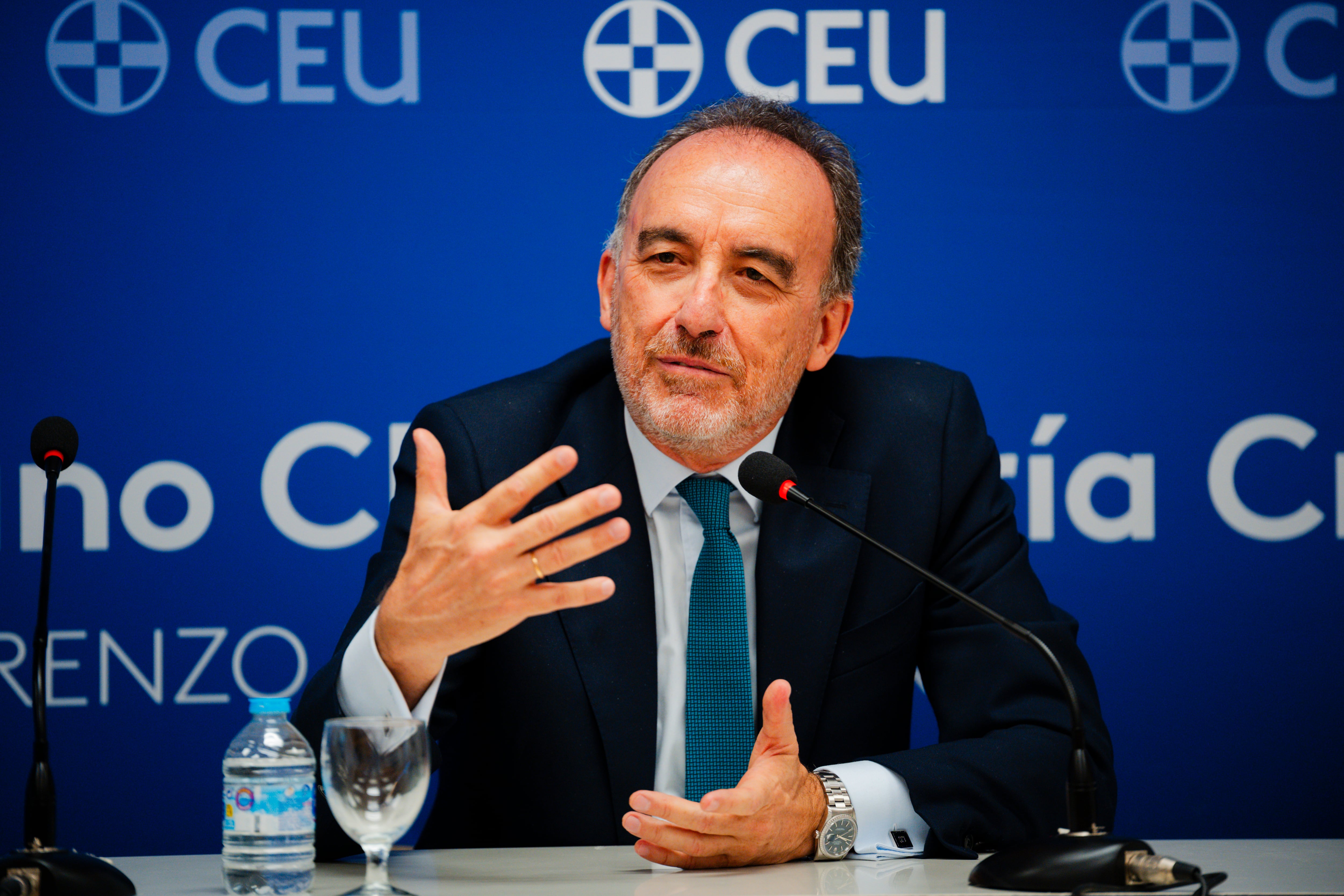 Marchena califica de “tragedia” la desconfianza de los españoles hacia los jueces