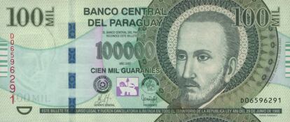 Billete de 100.000 guaraníes de Paraguay. Esta divisa es la más antigua de curso legal de Sudamérica. El Banco Central del país latinoamericano emitió este billete en 1998, que equivale a 15,70 euros. Es una de las monedas más devaluadas de la región. De hecho, el país cuenta con monedas de 1.000 guaraníes.