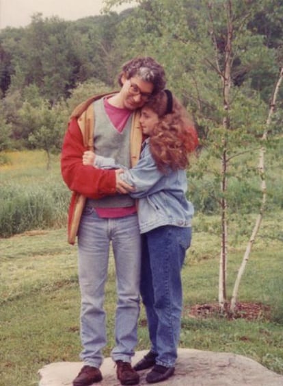 Michael Greenberg, con su hija Sally en una foto de su álbum personal.