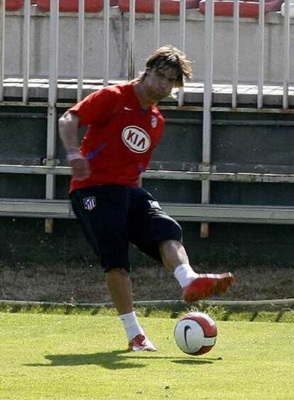 Valera en un entrenamiento del Atlético de Madrid