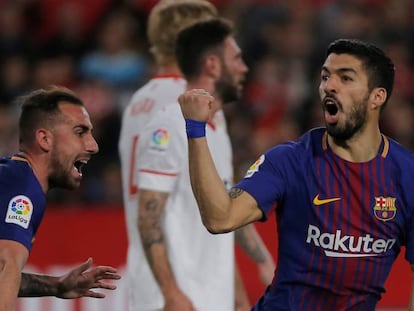 Suárez i Alcàsser celebren el primer gol blaugrana.