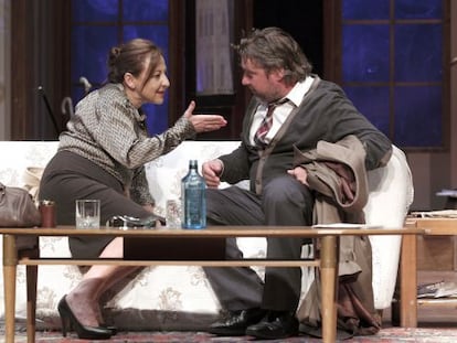 Carmen Machi y Pere Arquillu&eacute;, en una escena de &lsquo;&iquest;Qui&eacute;n teme a Virginia Woolf?&rsquo;.