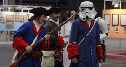 Soldados de época y de 'Star Wars' en el Salón del Cómic.
