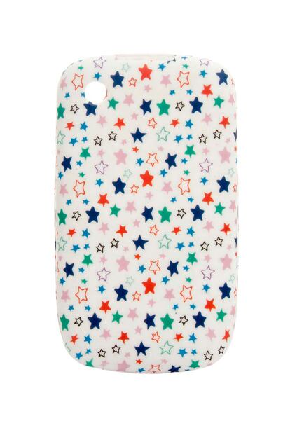 Carcasa de PVC con estampado de estrellas para Blackberry. De Blanco. Precio: 6, 99 euros