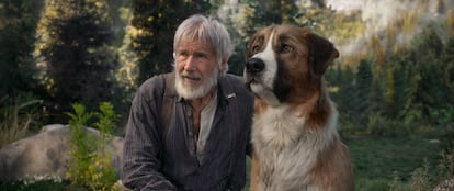 Harrison Ford, en una escena de su nueva película, 'La llamada de lo salvaje'.