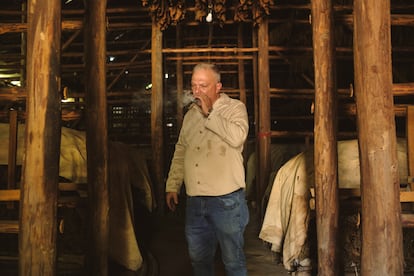  Héctor Luis Prieto, productor de tabaco de Pinar del Río, Cuba, el 11 de julio.