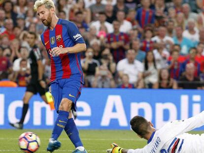 Leo Messi fa un gol al darrer Gamper.