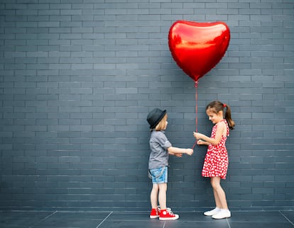 Niños amor romántico