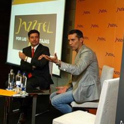 Jazztel pagará a los clientes para que se conviertan en sus comerciales