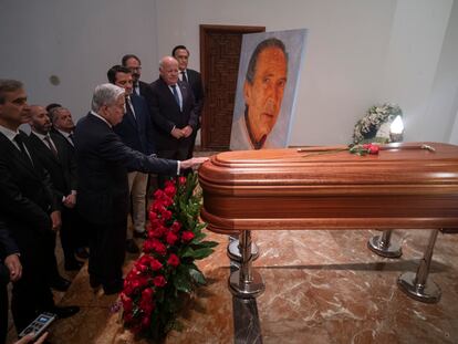 Capilla ardiente de Antonio Gala, ubicada en la sede de su fundación en Córdoba.