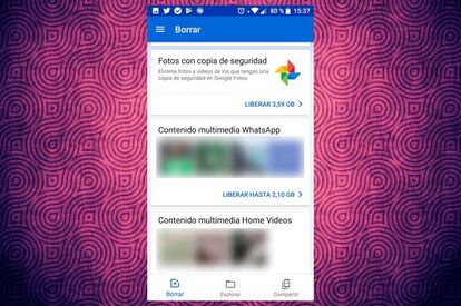 Google tiene una nueva app en el mercado llamada Files Go, y que nos ofrece atajos para borrar las fotografías de la forma más rápida posible. De hecho comparte información con Google Fotos, de la que es una app "hermana" Así, al entrar en la app, veremos cómo aparece de forma automática una tarjeta que nos recuerda que podemos borrar X espacio de nuestro terminal.