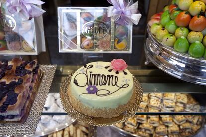 El Café Gilli de Florencia, en pleno centro, sirve deliciosos pasteles, chocolates, tartaletas de frutas y 'millefoglie' (milhojas de hojaldre). Solo por ver su interior estilo 'art nouveau' merece la pena la visita.
