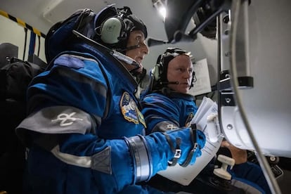 Astronautas Butch Wilmore y Suni Williams de la Starliner