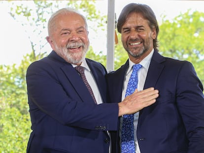 Los presidentes Lula y Lacalle Pou, este miércoles en Montevideo, donde el brasileño estaba de visita oficial.