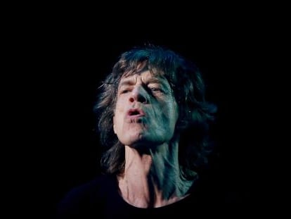 Mick Jagger, durante la actuaci&oacute;n de los Stones en Shangh&aacute;i el pasado 14 de marzo, cinco d&iacute;as antes de fallecer L&rsquo;Wren Scott.