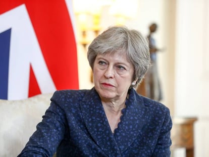 La primera ministra británica, Theresa May, este miércoles en Downing Street. EFE