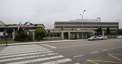 La planta de PSA Peugeot Citröen de Vigo será la encargada de fabricar las furgonetas del modelo K9. EFE/Archivo