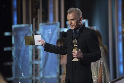 Billy Bob Thornton recoge su premio a mejor actor en los Globos de Oro.