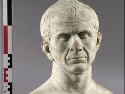 Busto de Julio César hallado en Arles (Francia) y datado hacia 46 a. C.