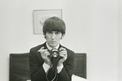 George Harrison en los años sesenta, en un fotograma del documental <i>George Harrison: Living in a material world</i>, de Martin Scorsese.