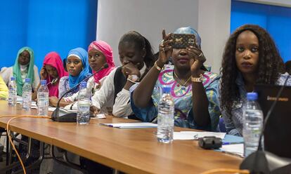 Un grupo de mujeres asistentes al taller Ciencia e Igualdad de Género en Dakar, Senegal.