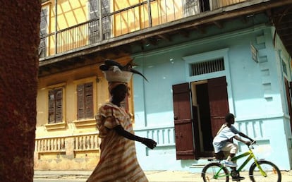 Una calle de la ciudad senegalesa de Saint Louis. 