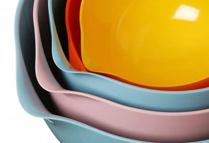 Margrethe-kitchen-bowls-designed-by-royal-prince-2-594x408