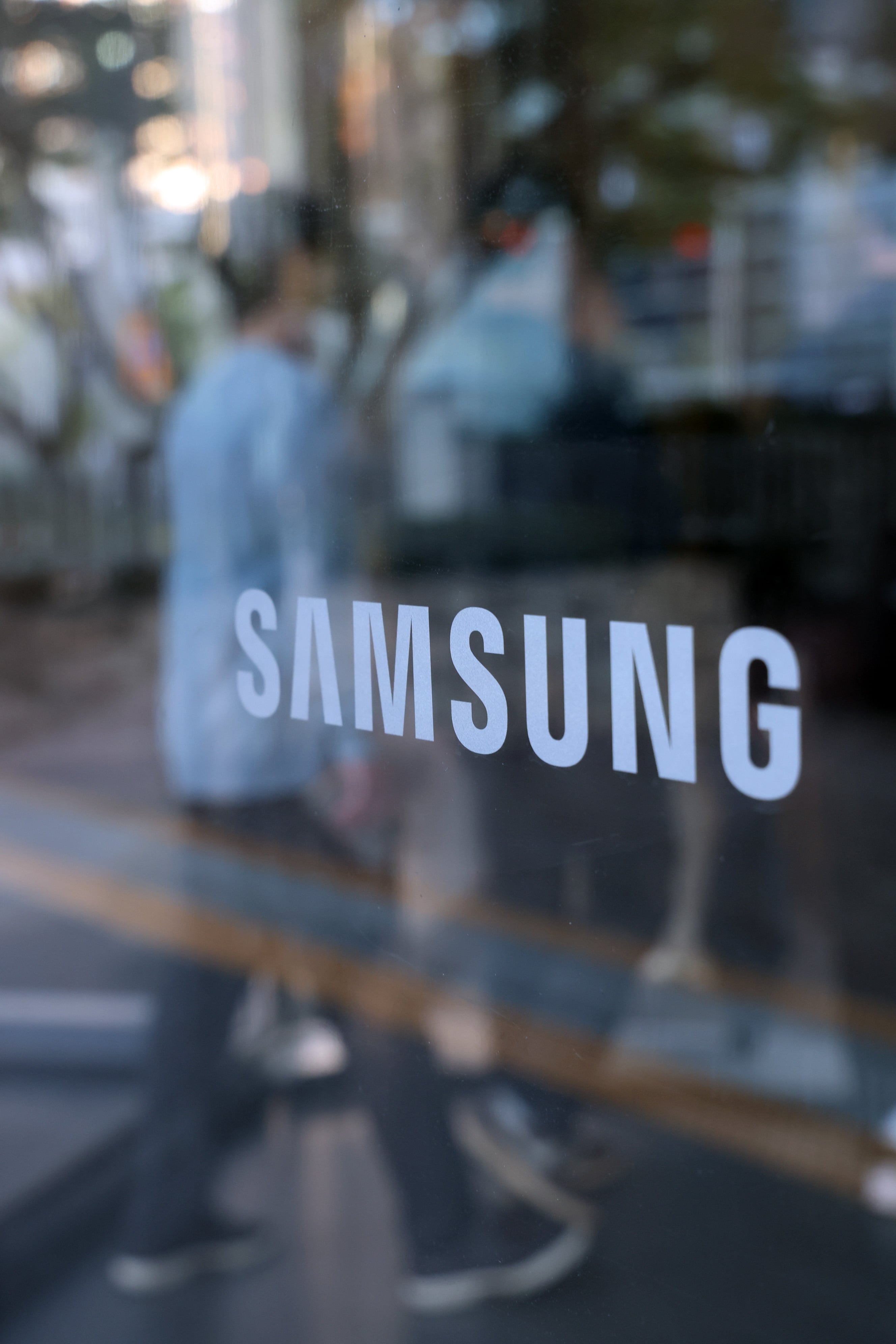Samsung confirma su poder en la IA: el beneficio operativo se multiplica por nueve y los ingresos suben un 125%