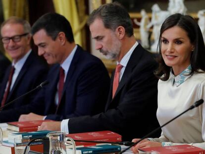 Desde la izquierda, José Guirao, Pedro Sánchez, el rey Felipe y la reina Letizia, este miércoles en Aranjuez. 