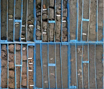 Los sondeos de hasta 50 metros han descubierto restos de cerámicas y sedimentos que prueban la existencia de un puerto en Cádiz datado hace, al menos, 3.000 años