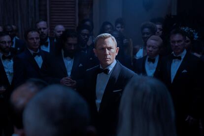 Daniel Craig, en el papel de James Bond, en 'Sin tiempo para morir'.
