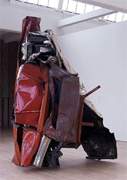 <i>Luftschloss</i> (1979), de John Chamberlain.