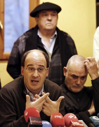 Patxi Zamora, portavoz de Kontuz, anunció en diciembre que se personaban como acusación popular en la denuncia contra Santiago Cervera.