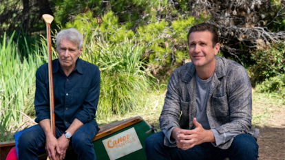 Harrison Ford y Jason Segel, en 'Terapia sin filtro'.