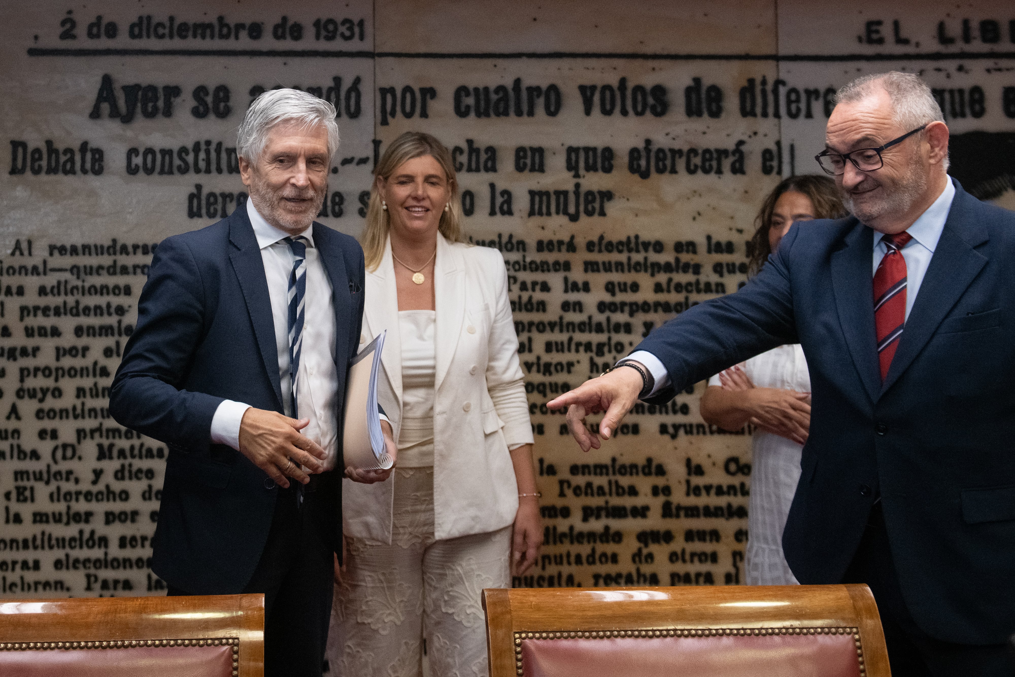 Marlaska ratifica su confianza en que la directora de la Guardia Civil no se reunió con Leire Díez para la trama