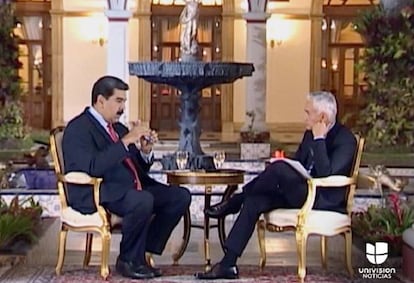 Un momento de la entrevista de Jorge Ramos a Nicolás Maduro.