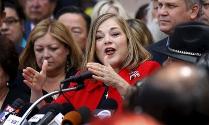 Loretta Sanchez anuncia su candidatura el pasado 14 de mayo.