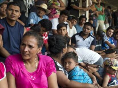 La caravana de un millar de migrantes con la que Trump ha atizado a México aguarda en Oaxaca para seguir su camino hacia Estados Unidos con más visibilidad