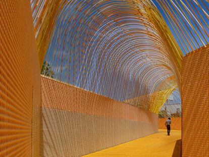 Una pasarela de <i>El Batel</i>, en el puerto de Cartagena</i>.