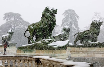 Nieve en el Parque del Retiro, el 5 de febrero de 2018.