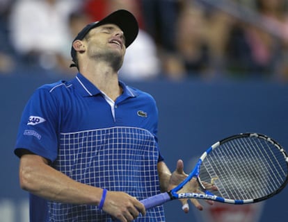 Andy Roddick se lamenta de su derrota en el Abierto de EE UU.