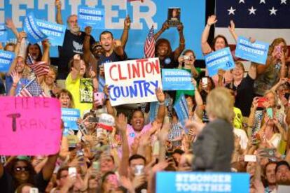 Partidarios de Hillary Clinton en un acto en Carolina del Norte.