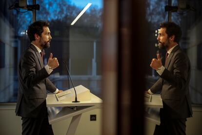 Roger Torrent, durante la rueda de prensa de este lunes.