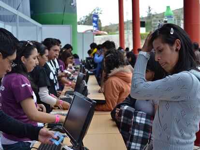 Participantes en una edición de Campus Party en Quito (foto: Distrogeek)