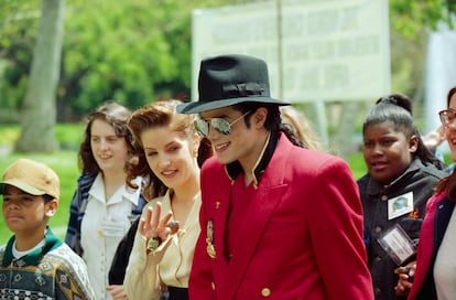 Michael Jackson and Lisa Marie Presley at Neverland Ranch in preparation of the Children's World Summit. 