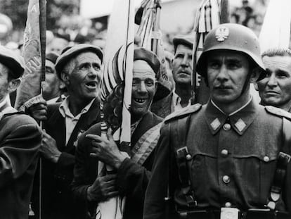 Fotograf&iacute;a de Francisco Onta&ntilde;&oacute;n tomada en Pamplona en 1961