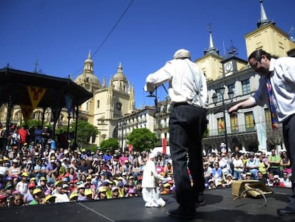 Una actuaci&oacute;n en el festival Titirimundi de Segovia. 
