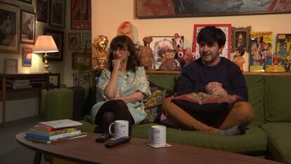 Borja y Natalia, la cuota hipster malasañera de 'Aquí mando yo'.